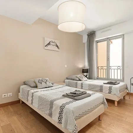 10 Rue De La Rampe Апартаменты