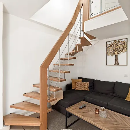 Апартаменты 10 Rue De La Rampe