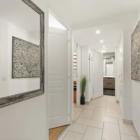 דירה 10 Rue De La Rampe קאן