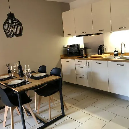 Appartement 10 Rue De La Rampe *