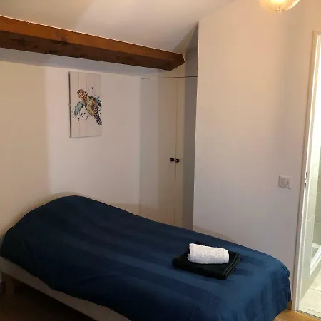 Apartment 10 Rue De La Rampe Cannes